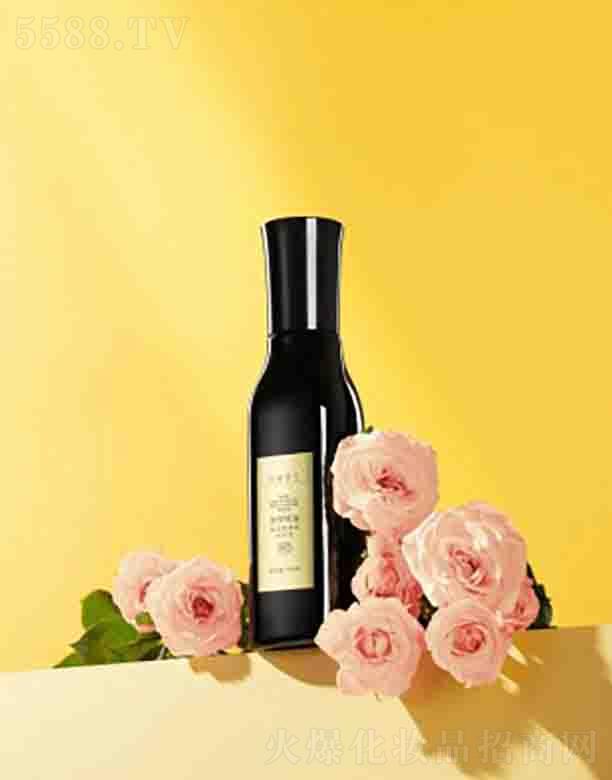 ���ڷ���������Ƽ����޹�˾������Ů��õ�徫�ͱ������wˮ