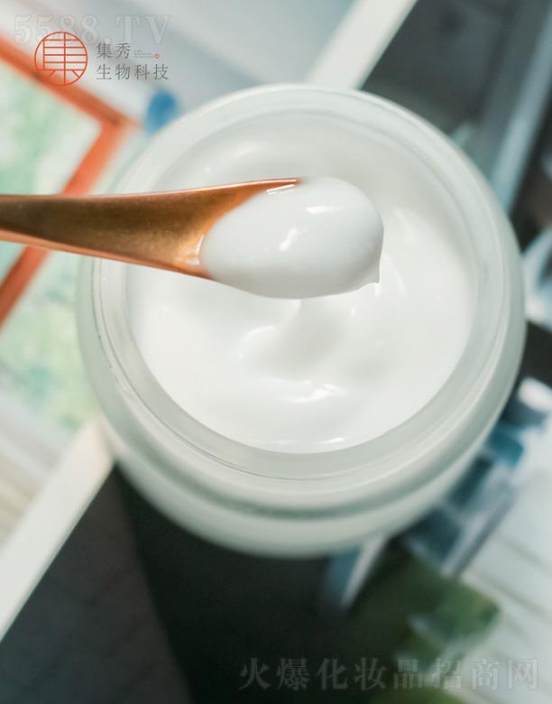 ����ݱ����w����˪