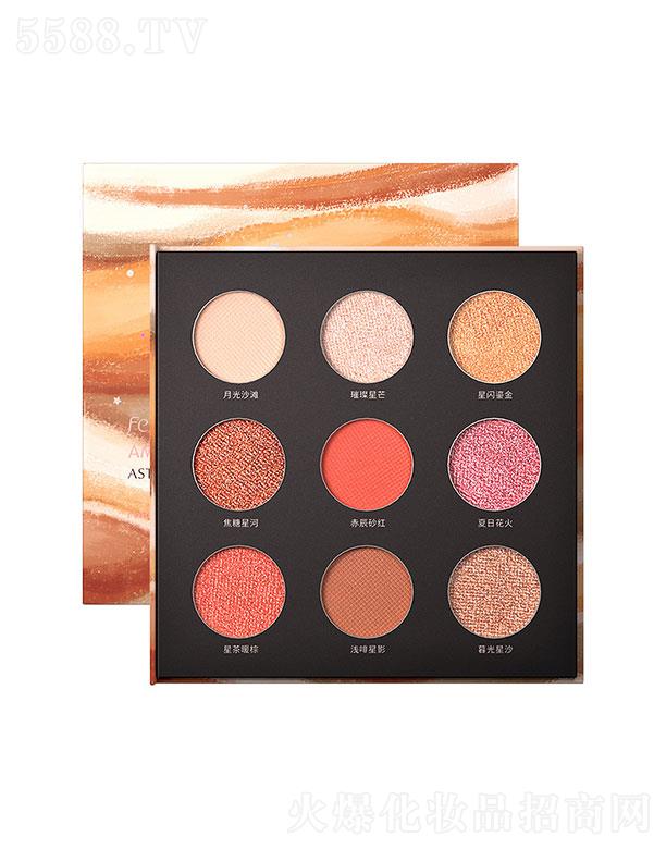 ���^�������_   �����������ʾ�ɫ��Ӱ�P   �����w��