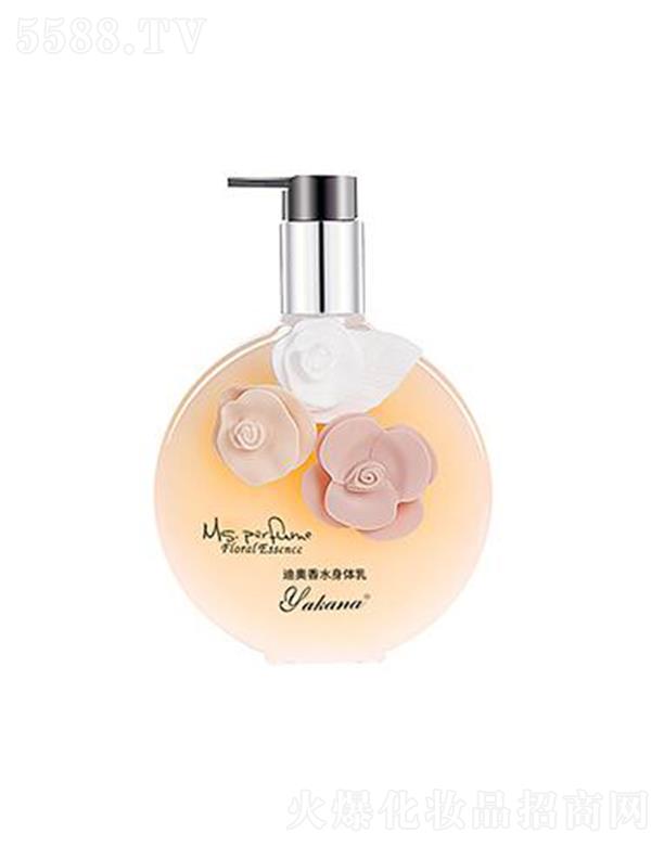 �������T��Ů��������ˮ���w��